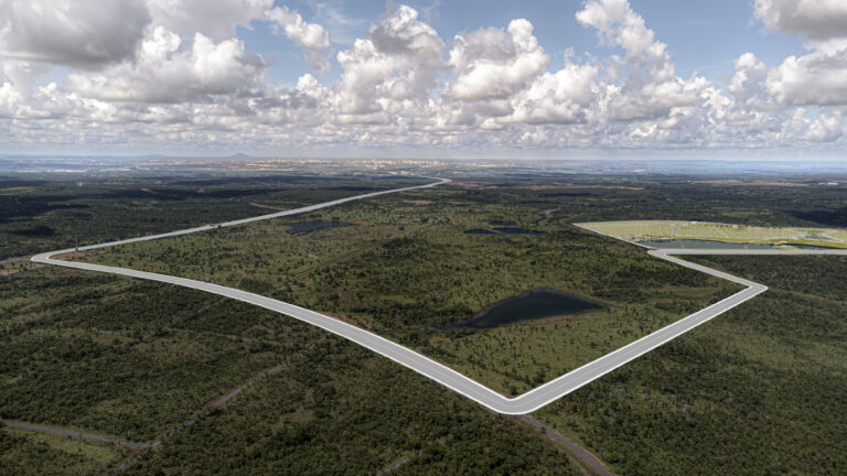 Vista aérea dos lagos artificiais do Cenário dos Lagos Home e Wellness, condomínio fechado em Cuiabá MT